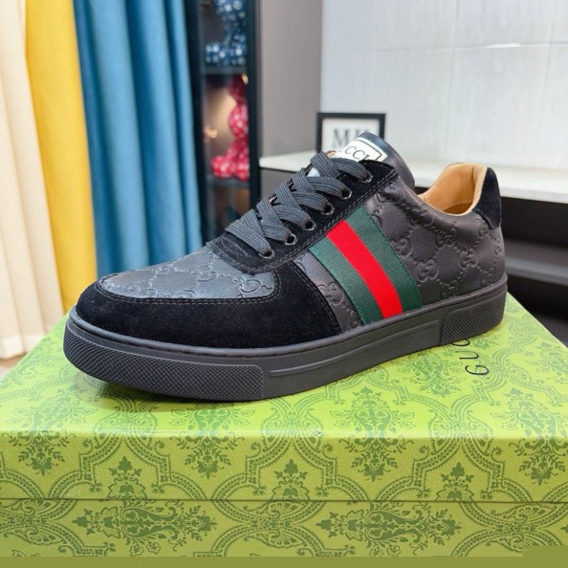 G*u*i casual shoes
